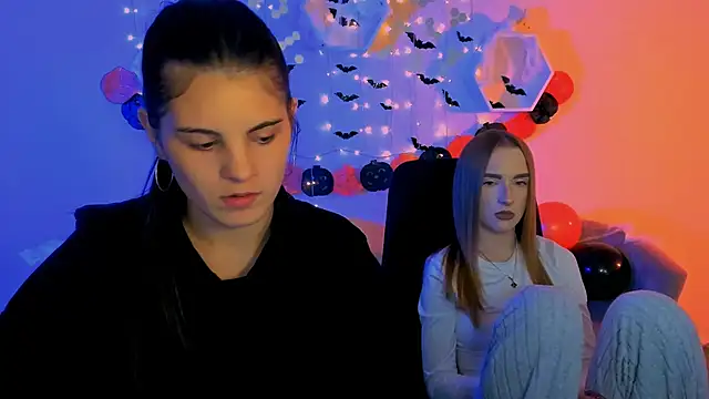 lizzie boom online show from 27, 10, 2025