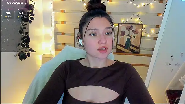 Snapshot of Sandra_Curly chatting on 11, 2, 2026 Sandra Curly online show from 11, 2, 2026