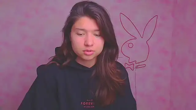 Sandra Curly online show from 7, 10, 2025