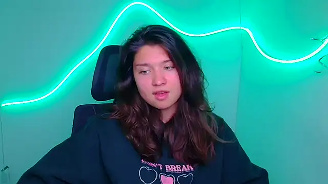 Sandra Curly online show from 19, 9, 2025