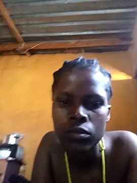 Caramelchick01 online show from 8, 10, 2025