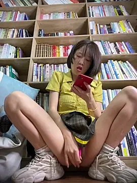 littleqiu online show from 15, 6, 2026