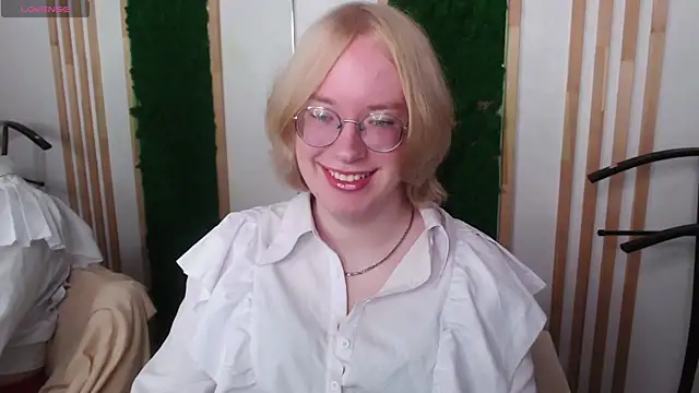 Snapshot of Amanda_Butlerr chatting on 9, 7, 2026 Amanda Butlerr online show from 9, 7, 2026