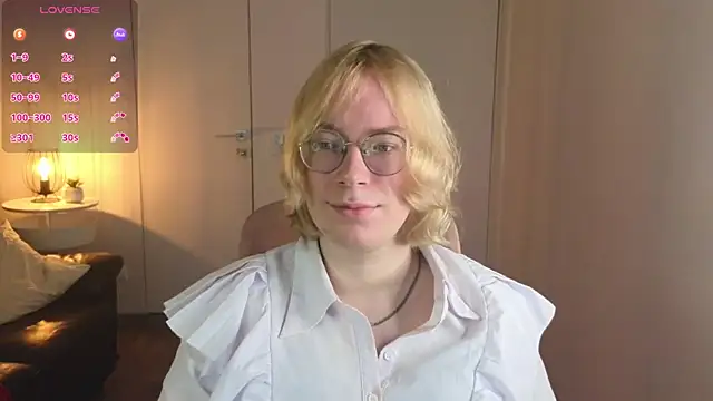 Snapshot of Amanda_Butlerr chatting on 5, 7, 2026 Amanda Butlerr online show from 5, 7, 2026