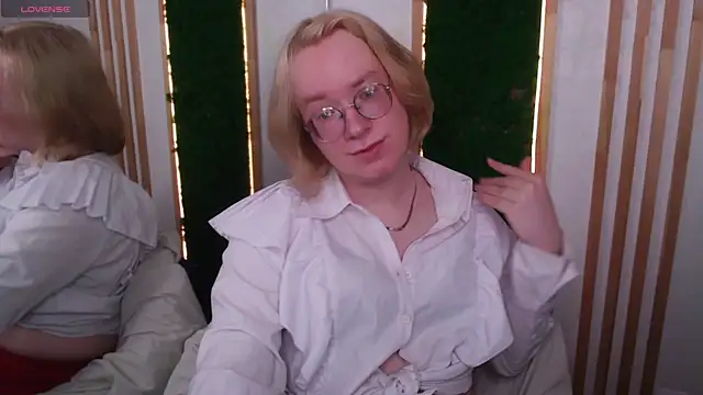 Snapshot of Amanda_Butlerr chatting on 14, 7, 2026 Amanda Butlerr online show from 14, 7, 2026