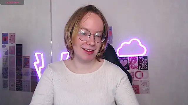 Amanda Butlerr online show from 6, 4, 2026