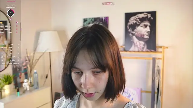 SuzanneHowse online show from 9, 9, 2025