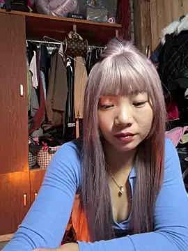 AAANINE22 online show from 12, 9, 2025