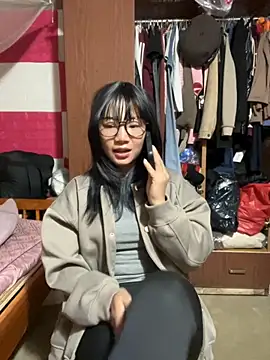 AAANINE22 online show from 29, 10, 2025