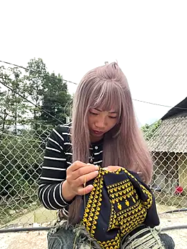 AAANINE22 online show from 18, 9, 2025