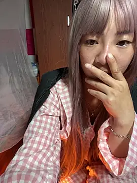 AAANINE22 online show from 4, 10, 2025