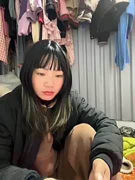 AAANINE22 online show from 25, 11, 2025