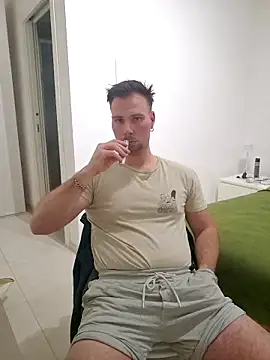 mrlyuis online show from 22, 2, 2026