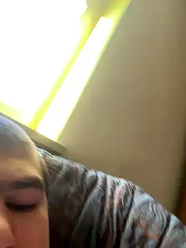 pussyhunter323557 online show from 18, 1, 2026