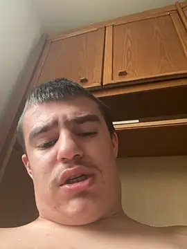 Snapshot of pussyhunter323557 chatting on 7, 11, 2025 pussyhunter323557 online show from 7, 11, 2025