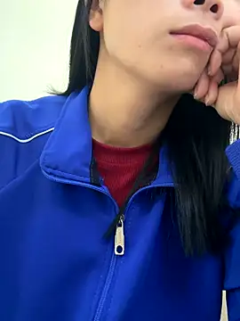 thaoyeuuu online show from 10, 10, 2025