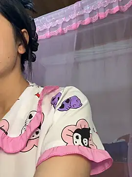 thaoyeuuu online show from 15, 10, 2025