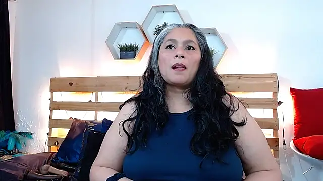 sheila reeves2772 online show from 26, 11, 2025