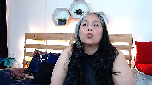 sheila reeves2772 online show from 26, 9, 2025