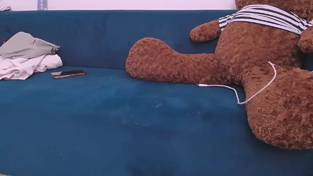 bunny b4nny online show from 2, 11, 2025