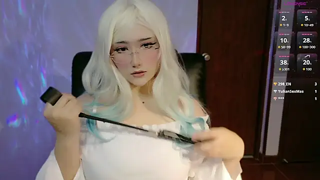 Livelle69 online show from 9, 11, 2025