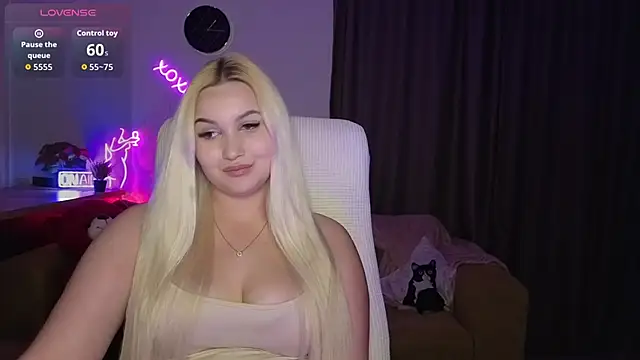 Snapshot of adrelaxina chatting on 28, 5, 2026 adrelaxina online show from 28, 5, 2026