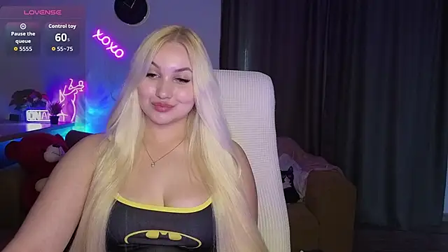 Snapshot of adrelaxina chatting on 6, 5, 2026 adrelaxina online show from 6, 5, 2026
