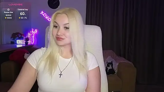 Snapshot of adrelaxina chatting on 21, 4, 2026 adrelaxina online show from 21, 4, 2026