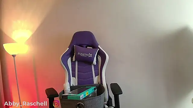 Snapshot of Abby_Raschell chatting on 4, 2, 2026 Abby Raschell online show from 4, 2, 2026