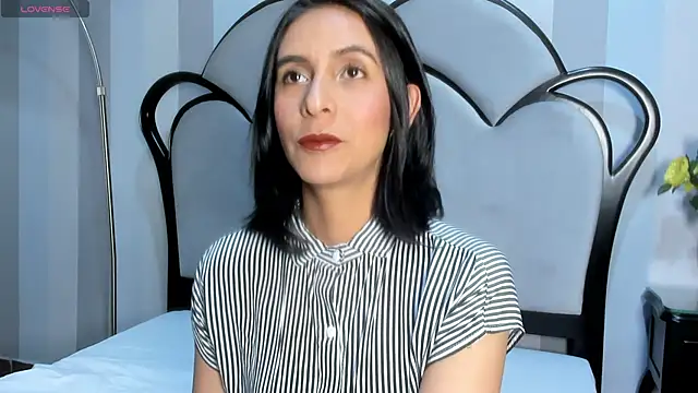 MiaAmore  online show from 11, 10, 2025