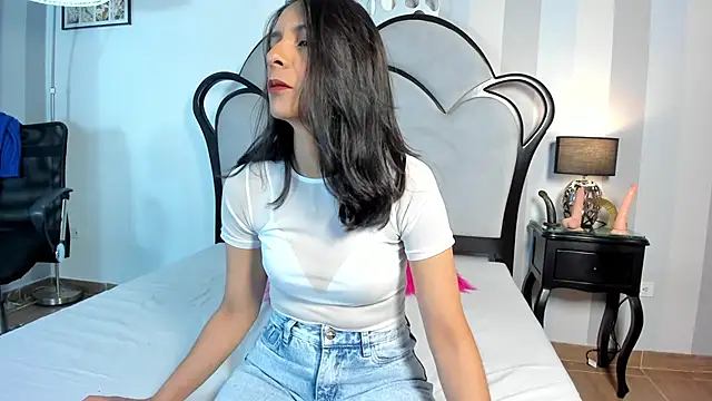 MiaAmore  online show from 1, 7, 2026