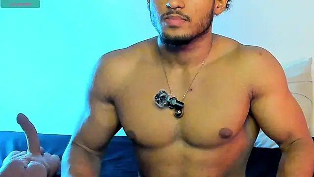 Snapshot of zarek_lux chatting on 2, 10, 2025 zarek lux online show from 2, 10, 2025