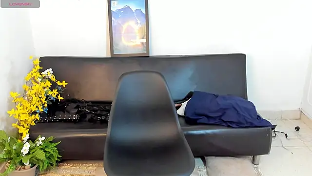 zarek lux online show from 10, 4, 2026