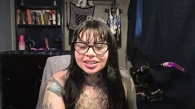 chicanachic13 online show from 22, 3, 2026