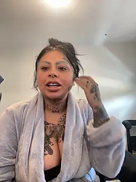 chicanachic13 online show from 21, 9, 2025