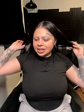 chicanachic13 online show from 15, 10, 2025