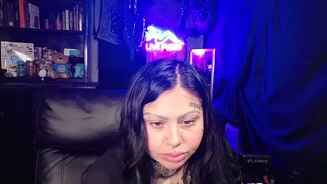 chicanachic13 online show from 27, 2, 2026