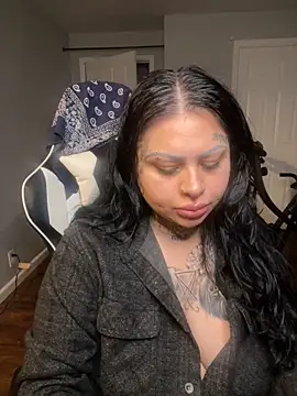 chicanachic13 online show from 7, 10, 2025