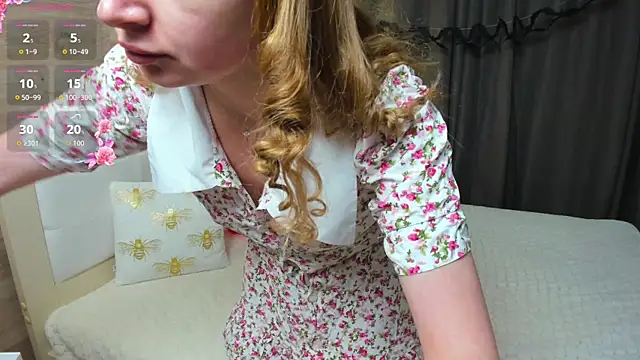 Babyy Lynaa online show from 26, 10, 2025