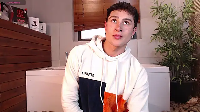 AustinJones  online show from 13, 3, 2026