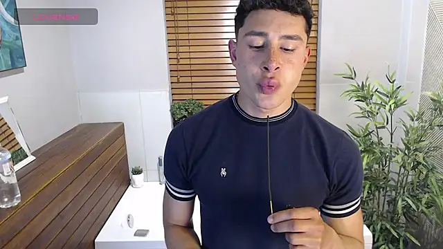 AustinJones  online show from 22, 9, 2025