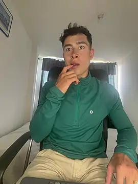 Snapshot of AustinJones_ chatting on 18, 7, 2026 AustinJones online show from 18, 7, 2026