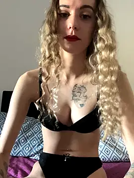 Snapshot of Bianca_XX25 chatting on 5, 11, 2025 Bianca XX25 online show from 5, 11, 2025