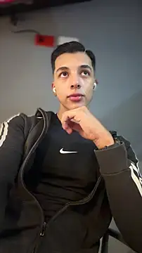 Troye Williams online show from 30, 3, 2026