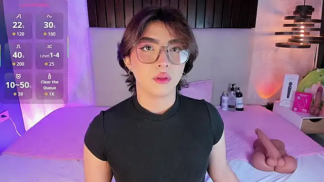 Creamy Angelo online show from 19, 2, 2026