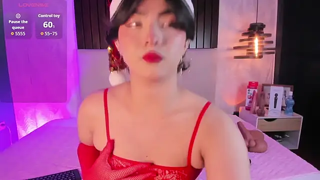 Creamy Angelo online show from 3, 12, 2025