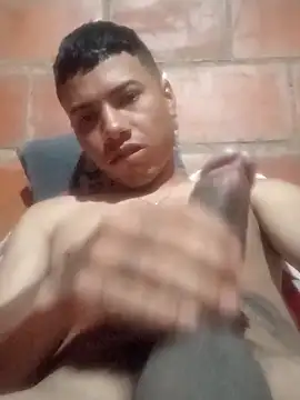 Snapshot of eldelmienbrogrueso chatting on 15, 10, 2025 eldelmienbrogrueso online show from 15, 10, 2025