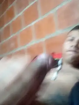 Snapshot of eldelmienbrogrueso chatting on 4, 12, 2025 eldelmienbrogrueso online show from 4, 12, 2025