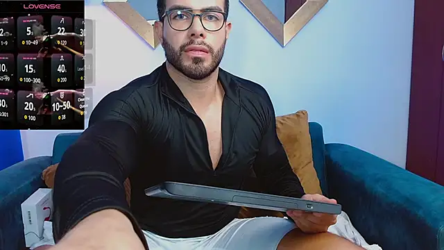 ZarekFox online show from 14, 10, 2025