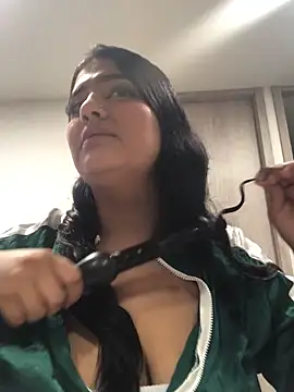 Miia Parker online show from 24, 11, 2025